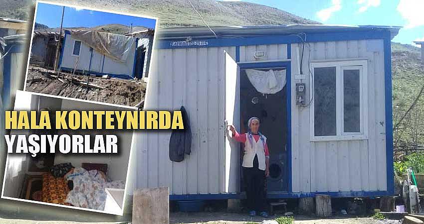 HALA KONTEYNIRDA YAŞIYORLAR