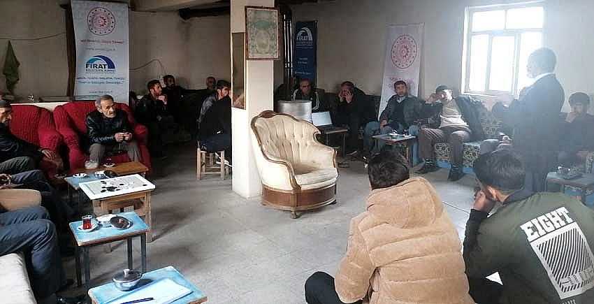 KÖYLERDE ‘SÜT HAYVANCILIĞI VE KOOPERATİFÇİLİK’ ANLATILIYOR