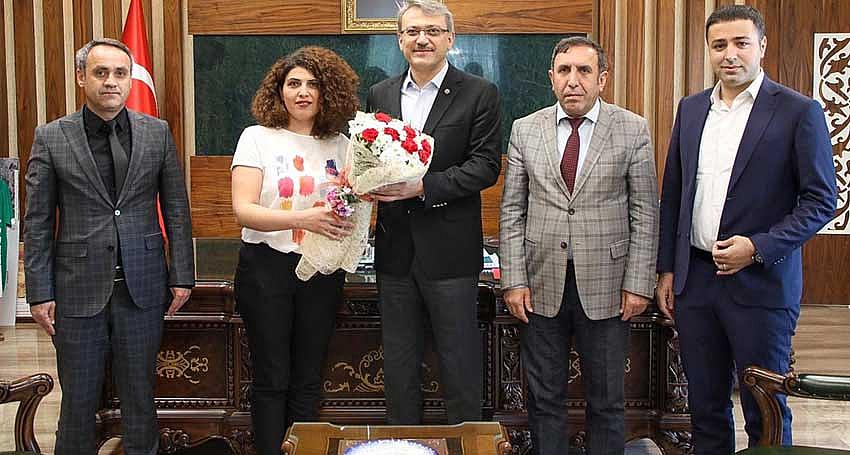 VALİ EKİNCİ’YE ‘ULUSLARARASI AİLE HAFTASI’ ZİYARETİ